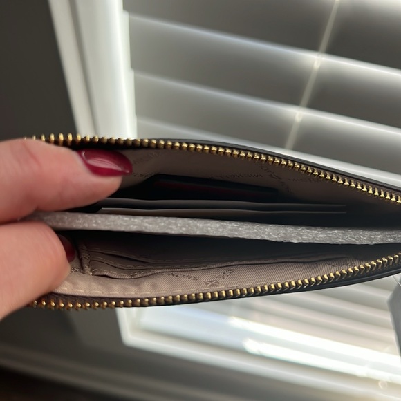Brand new with tags, Michael Kors wristlet - Picture 4 of 7